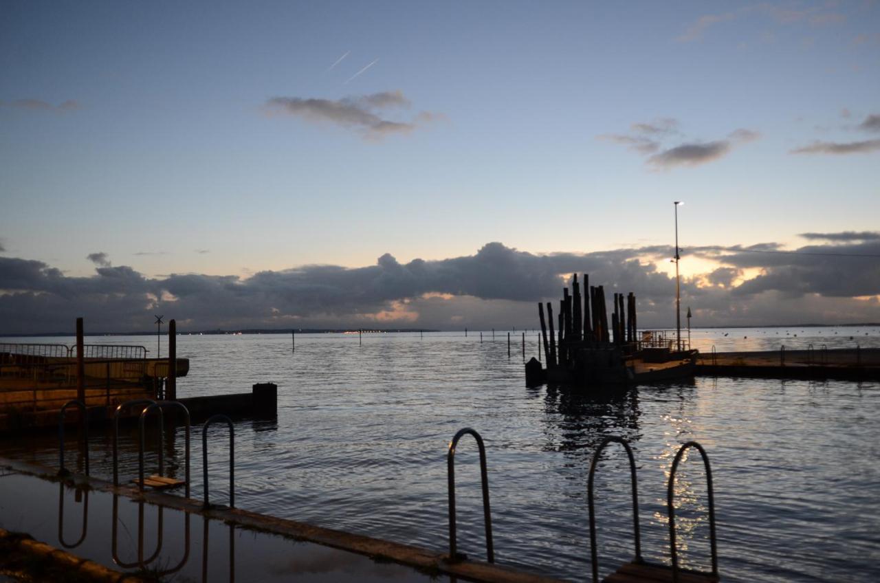 T2 Situation Exceptionnelle Sur Le Port Ostreicole D'Andernosアパートメント エクステリア 写真